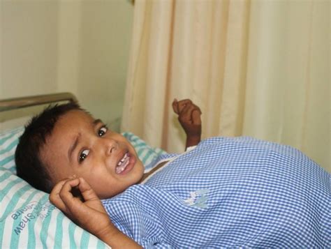 Woman diagnosed with bowel cancer reveals warning signs everyone should know. from Bommasandra, Karnataka