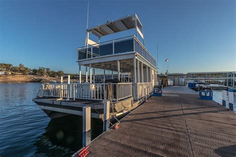 Smith mountain lake is one of the hottest destinations in the world for water sports and that certainly includes various boating sports and recreation. 44' Party Barge