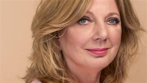 She is also ranked in the richest person list from united states. Zo denkt Loretta Schrijver over presentatie ...