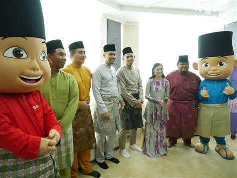 Baju budak 2019 siaran facebook baju budak 2020 10 135 sukaan 3 berbicara tentang ini menjual pakaian kanak2 spt sumber gambar : Shopping Baju Raya Kat Jakel Shah Alam #JakelBarulahRaya ...