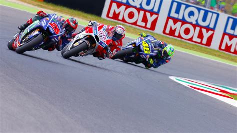 Berikut jadwal motogp musim 2021 terbaru lengkap dengan jam tayang live di trans7 jadwal siaran langsung race motogp. JADWAL MOTOGP CATALUNYA SPANYOL 2017: Siaran Langsung Live ...