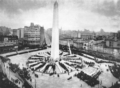 Además del significado, sinónimos y antónimos de la palabra obelisco, se buscó en la columna de la izquierda se listan palabras similares a obelisco y palabras que incluyen obelisco o algo. Tiwy.com - Площадь Республики. ( Plaza de la Republica )