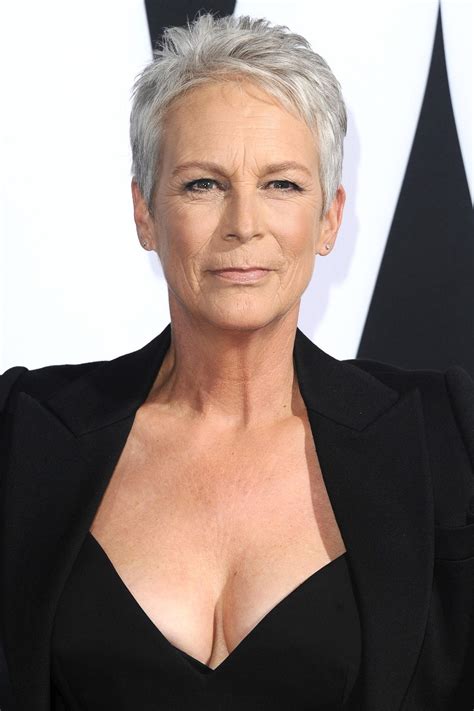 Near enough to hear the ocean. Jamie Lee Curtis - "Halloween" Premiere in Los Angeles