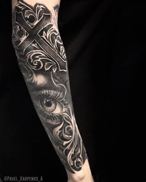 This tattoo also means a high level of commitment to the gang. Tattoo sleeve cross eye. Черно белая татуировка крест и ...