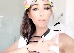 The best gifs for madison beer. Madison Beer Mouths N-Word on Snapchat, Apologizes - Superfame