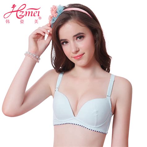 But for the first time ever, she was left home alone with her tutor. Gather small chest Han Zimei fresh girls underwear bra bra ...