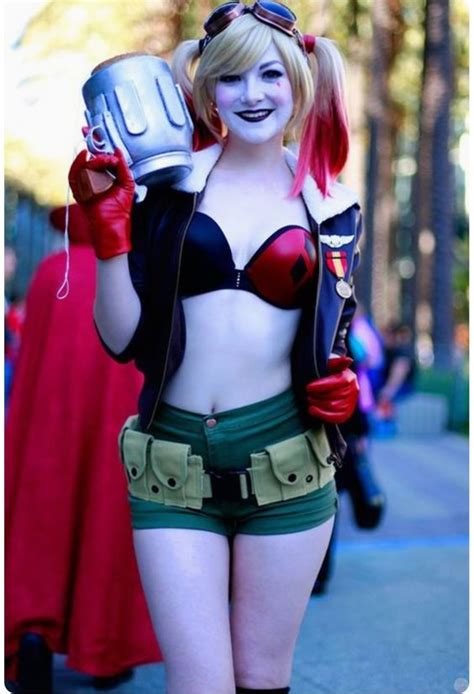 She has become an increasingly popular cosplay choice ever since margot robbie brought her to life on the. 15 Super Hot Harley Quinn Cosplay That Will Definitely Get ...