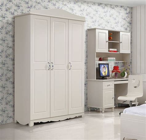 Lemari Pakaian Minimalis 3 Pintu Duco | Putushima Furniture