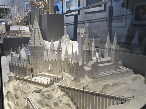 Make a card fit for any occasion, including birthdays, weddings, graduations, holidays, condolences, or even just to say hello. HARRY POTTER studio sets tour,white card model by ...