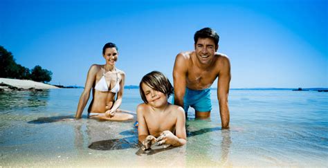Check spelling or type a new query. Family Naturism Children - The BodyProud Initiative
