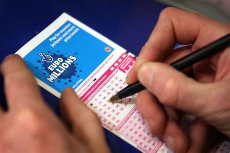 Euromillions results are published instantly after the draw result announcement. EuroMillions results for Friday December 27 2019 ...