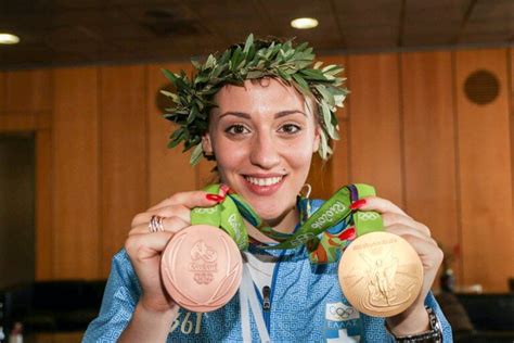 She represented greece at the 2016 summer olympics, winning a gold medal in the 25m pistol and a bronze me. Άννα Κορακάκη: Ασημένιο μετάλλιο για την Ελληνίδα ...