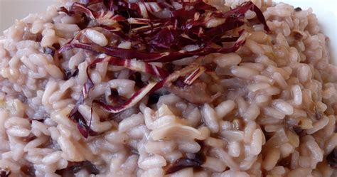 Come fare il risotto al vino rosso e salsiccia. Risotto con Radicchio e salsiccia al vino rosso | Ricette ...