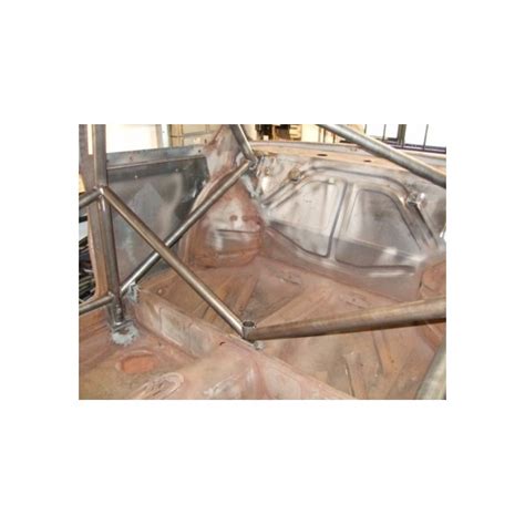 Bmw roll bars & roll cages offer life saving protection in the event of a rollover. BMW 2002 roll cage (T45)
