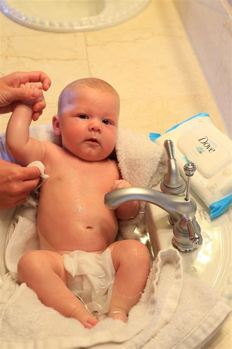 Don't bathe your baby straight after a feed or when they're hungry or tired. Pin on Baby