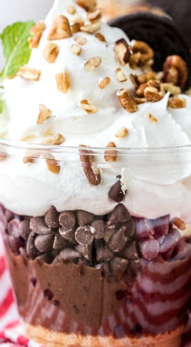 Top with cool whip and nuts stir in 1 cup cool whip and spread over cooled crust. Seven Layer Pudding Dessert / Vegan 7-Layer Dessert ...