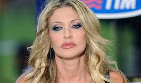 Paola ferrari and husband marco de… continue reading paola ferrari come. Paola Ferrari, assente alla Domenica Sportiva, attacca l ...