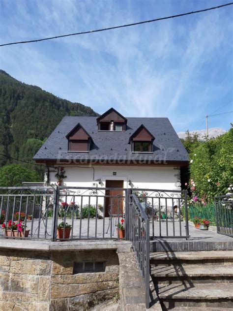 Actualmente no tenemos apartamentos en venta en bielsa. Casa Loli Franco - Casa rural en Bielsa (Huesca)