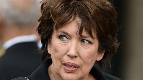 Roselyne bachelot recevait ce jeudi les professionnels des festivals afin d'évoquer la possibilité de la tenue de ces évènements cet été. Roselyne Bachelot : un coup de gueule qui passe mal | VL Média