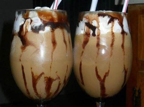 Oz) of jack in the box mocha iced coffee, large. Cafe Mocha Sundae Recipe | Just A Pinch Recipes