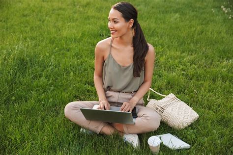 The chances increase if you are tall and speak fluent english. How to find hookups with Japanese girls to get laid there