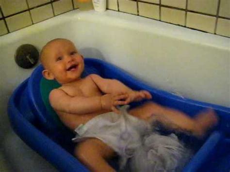 Next, transition to a sponge bath in an empty bath tub (instead of a sink). Baby Bath - Delaney Jane at 7 months old - YouTube