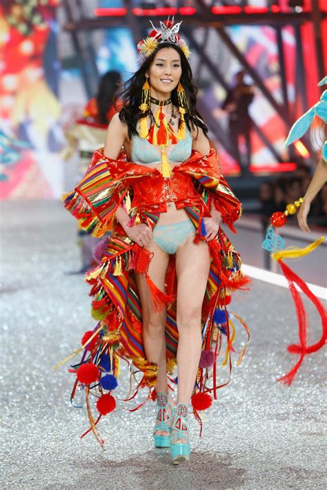 The world's best bras, panties, and lingerie. LIU WEN at Victoria's Secret Fashion Show 2016 - HawtCelebs