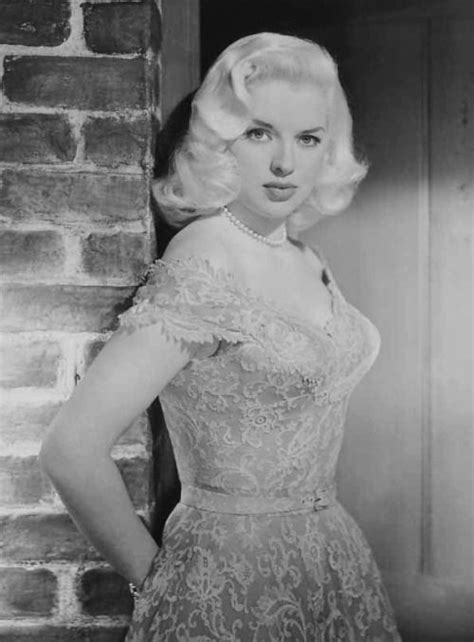 More memes, funny videos and pics on 9gag. Diana Dors | Diana dors, Blonde bombshell, Glamour