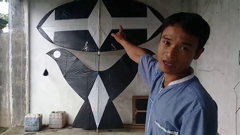 Layangan gapangan gambar pak jokowi dan bung karno #layanganpegon #layanganhiasindonesia #layangan. Rangka Layangan Peteng Bulan - Layangan Unik