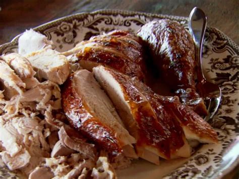 A secret ingredient that makes them really moist and tender!. Roasted Thanksgiving Turkey Recipe | Ree Drummond | Food ...
