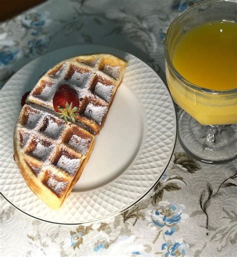 Her birthday, what she did before fame, her family life, fun trivia facts, popularity rankings, and more. La Cuisine de Jeffhy on Instagram: "Waffle americano com ...