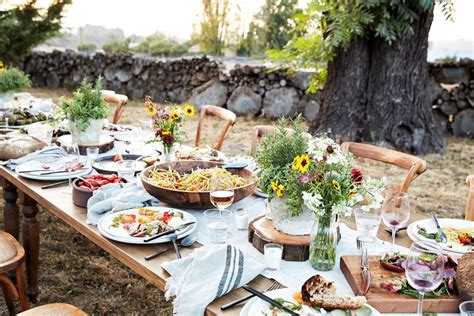 I really love spending time with you and the rest of the group. How to Throw a Zero-Waste Holiday Party | Sunday Edit