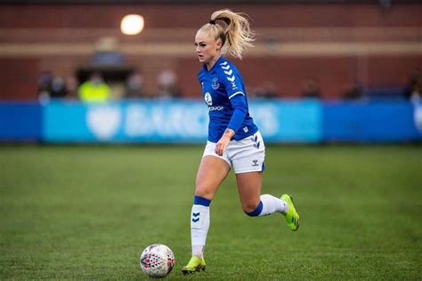 Alisha is a popular soccer player and has been playing for everton at the moment. Foto 4: Alisha Lehmann, la nueva crack del Everton ...