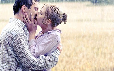 Couples in Barish HD Wallpaper Lovely Couples | www ... Love pictures and the photos of the hearts show your real emotions.