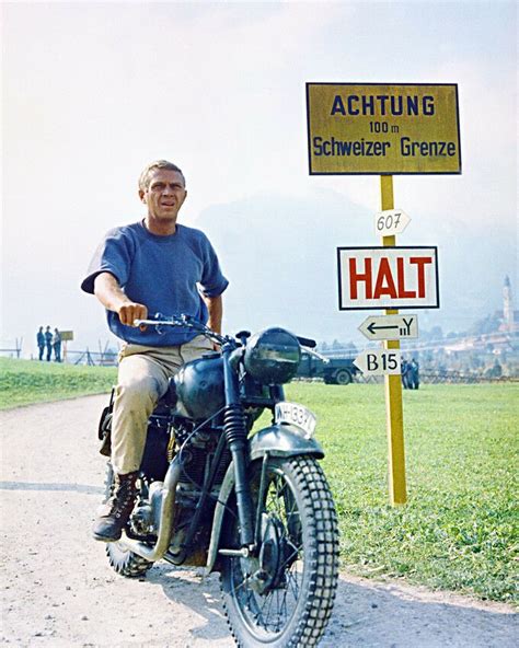 The motorcycle used for the famous jump in the steve mcqueen classic the great escape has gone on display for the first time. STEVE MCQUEEN THE GREAT ESCAPE ON MOTORBIKE RARE COLOR ...