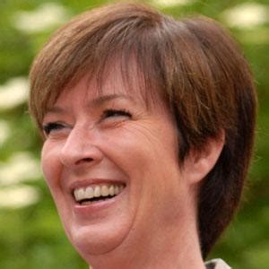 Sahlin har lang erfaring i svensk politikk. Mona Sahlin - Bio, Facts, Family | Famous Birthdays