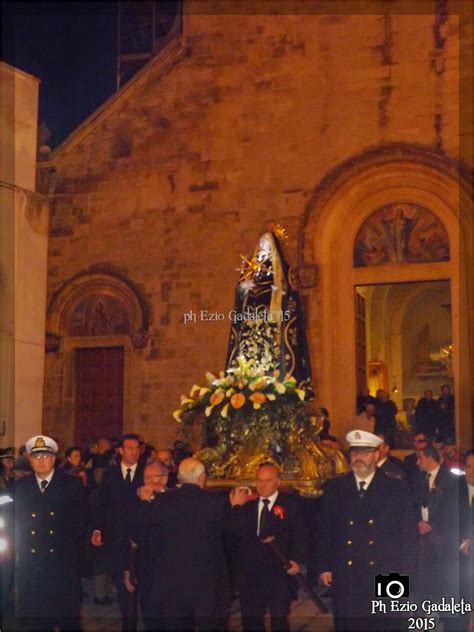 I porti pugliesi erano frequentati dai pellegrini diretti in terrasanta e furono anche il punto di partenza per molti partecipanti alla prima crociata nel 1090. Festività e Tradizioni Tranesi: Processione dell ...