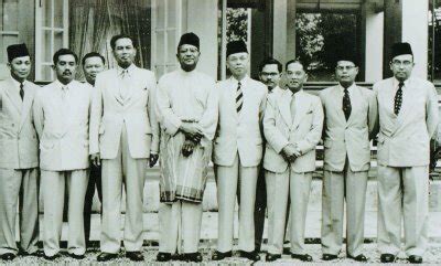 Kemerdekaan tanah melayu kesedaran nasionalisme 1942 malayan union 1946 persekutuan tanah melayu 1948 kemerdekaan tanah melayu merdeka! PROSES KEMERDEKAAN PERSEKUTUAN TANAH MELAYU: January 2015