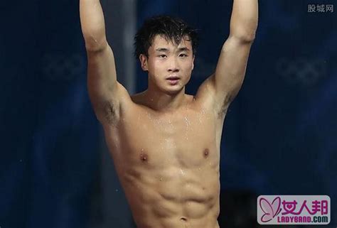 Born 7 february 1995) is a chinese diver and an olympic gold medalist, having won two golds, one silver and one bronze in the olympics. 曹緣激凸圖片 曹緣14歲時跳水比賽視頻令人震驚 - 壹讀