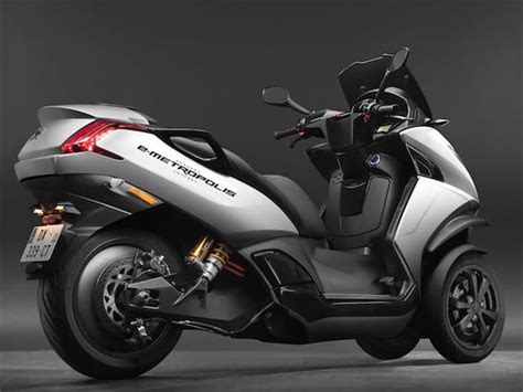 Nouveau scooter 3 roues électrique : Peugeot E-Metropolis - Scooter