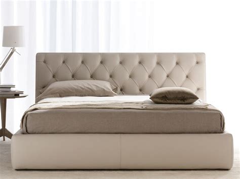 Bellissimo letto in pelle, con spalliera regolabile e contenitore. Spalliera Letto Pelle : Letto In Pelle Aswan Vama Divani ...