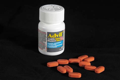 12 do not take more than 3 grams of acetaminophen per day (maximum recommended daily dose). Know Whether To Take Tylenol Or Advil