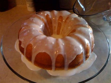 Preheat the oven to 325 degrees. Lemon Pound Cake Ina Garten - Ina Garten 5 Star Lemon ...