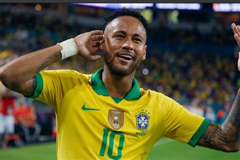 Ecuador desde las 7:30 p.m. Brasil debutará hoy en la eliminatoria - Guatefutbol.com