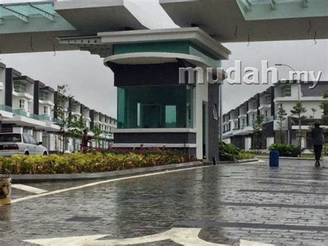 Find semenyih property listings, real estate investment opportunity, property news & trends, popular areas, local interests & lifestyles. Rooms for rent in Semenyih Selangor Tiara East: ROOMS FOR ...