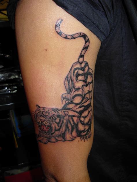 Want to see the world's best traditional panther tattoo designs? Panther Tattoos Designs, Ideas and Meaning | Tattoos For You