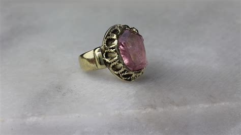 Browse distinctive morganites in a range of pink and peach hues. Elizabeth Morganite Crystal Filigree Ring - Break A Stone ...