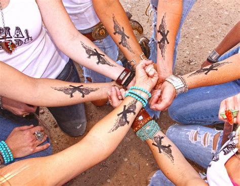 Feb 05, 2010 · miranda lambert's partnered with the cma to help pay veterinary bills for musicians financially impacted by the pandemic. miranda lambert arm tattoo - Google Search | Miranda ...