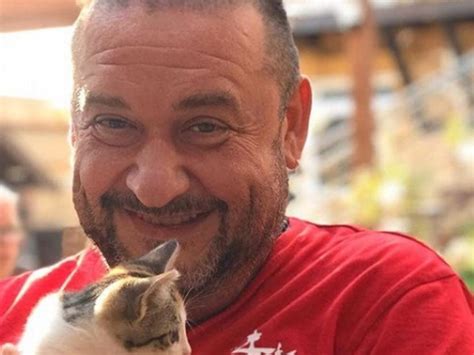 Помните такого артиста из шоу кривое зеркало александр морозова. На сколько килограммов похудел Александр Морозов ...