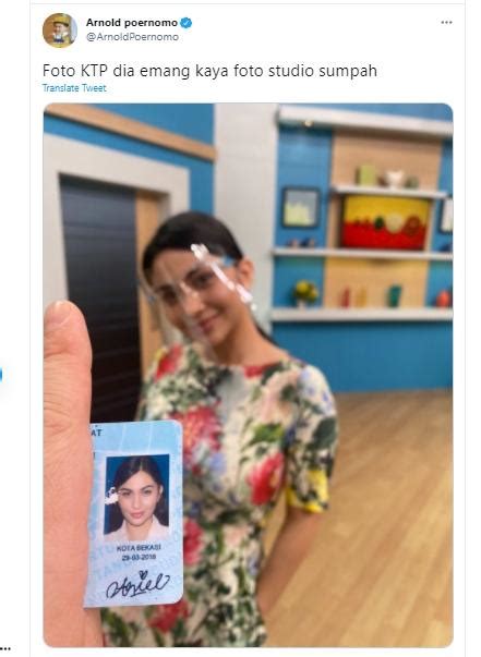 Check spelling or type a new query. Cantik Kayak Foto Studio, Potret Ariel Tatum di KTP Bikin Netizen Salfok